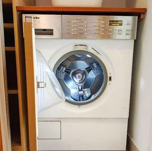 Alpine Nest アパート ブレッド